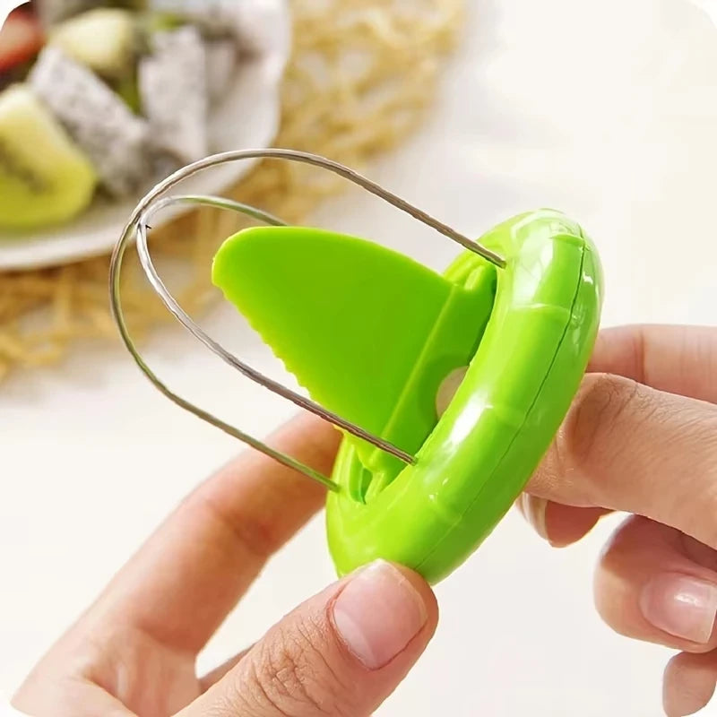 Stainless Steel Kiwi Cutter Slicer